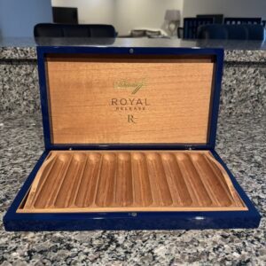 IMG_2332 Davidoff Royal Release Robusto Box